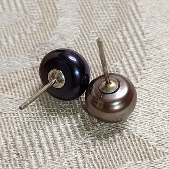 VINTAGE MISMATCHED HAITIAN PEARL STUD EARRINGS – 925 STERLING SILVER, AS-IS - Picture 6 of 14